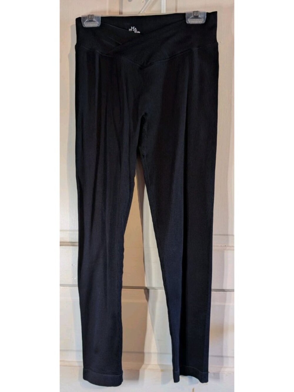 OQQ Black Ribbed High Waisted Cross Over Slimming Leggings Size XLarge -011